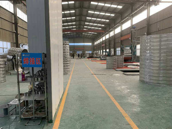 運城不銹鋼水箱總裝車間的清潔工具應(yīng)該存放在哪里？